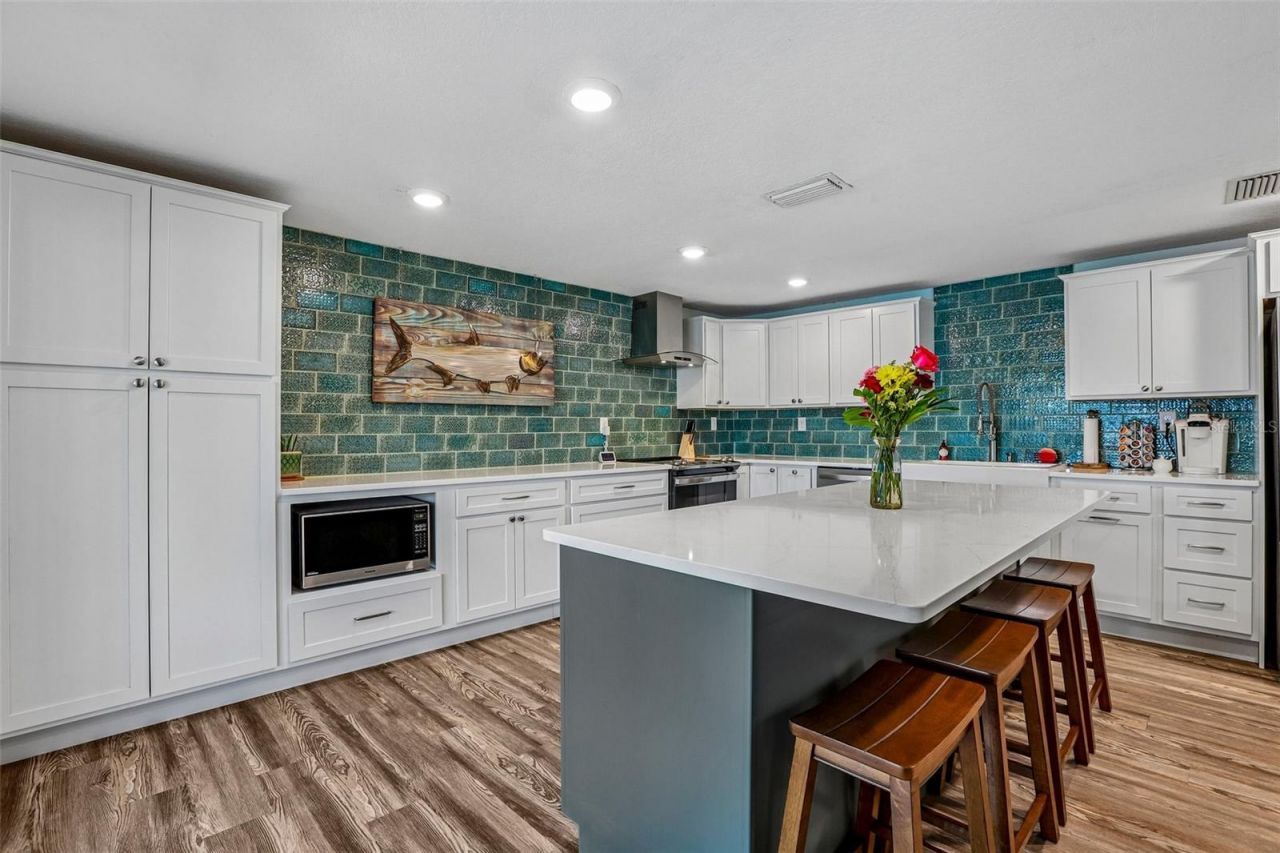 801 Flamingo Drive, Apollo Beach, FL 33572 Photo