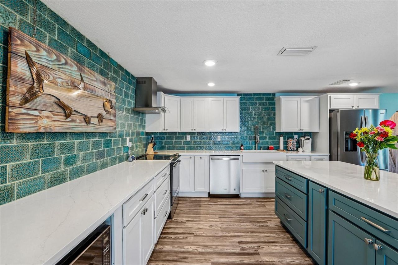 801 Flamingo Drive, Apollo Beach, FL 33572 Photo