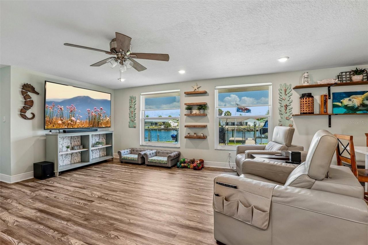 801 Flamingo Drive, Apollo Beach, FL 33572 Photo