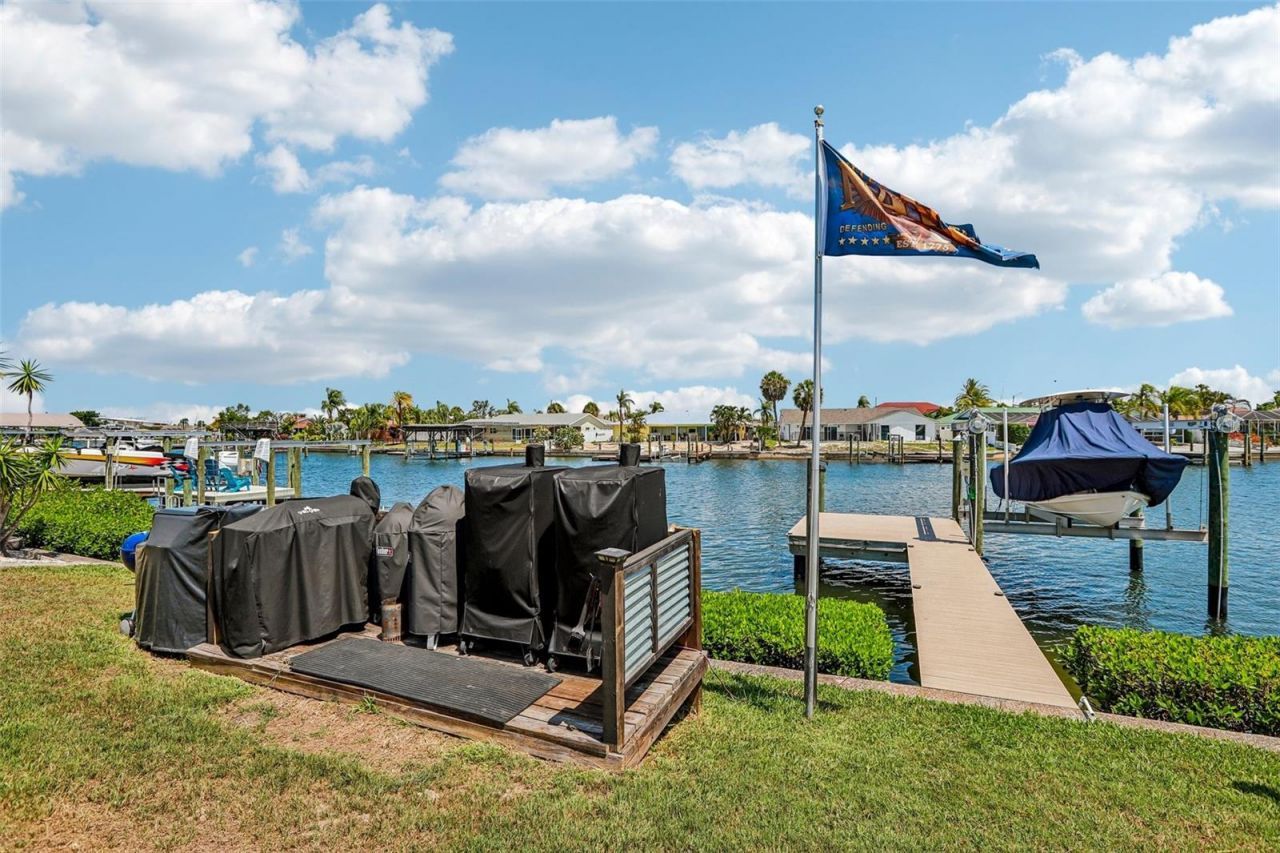 801 Flamingo Drive, Apollo Beach, FL 33572 Photo