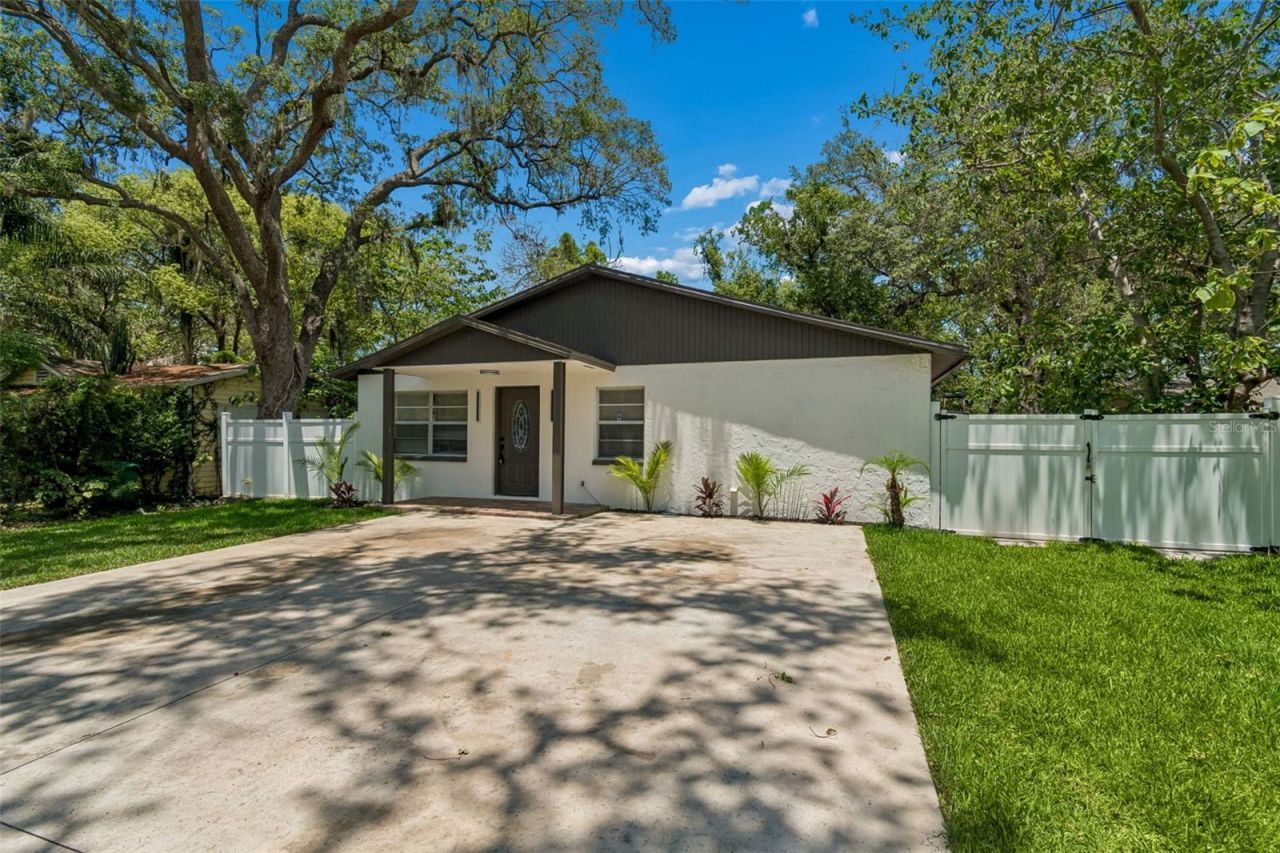 1105 W Yukon Street , Tampa, FL 33604 Photo