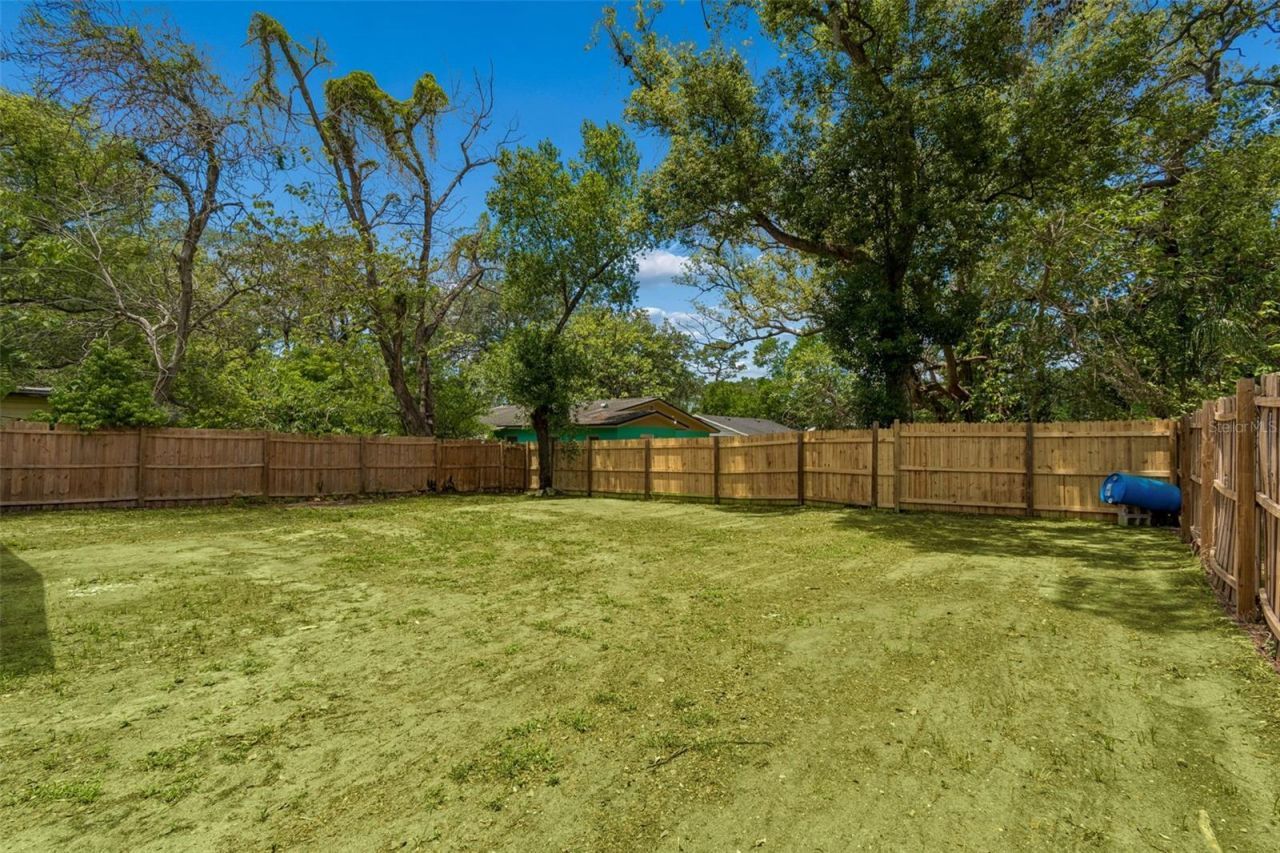 1105 W Yukon Street , Tampa, FL 33604 Photo