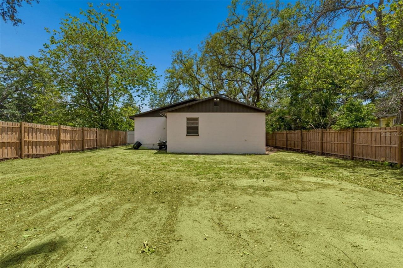 1105 W Yukon Street , Tampa, FL 33604 Photo