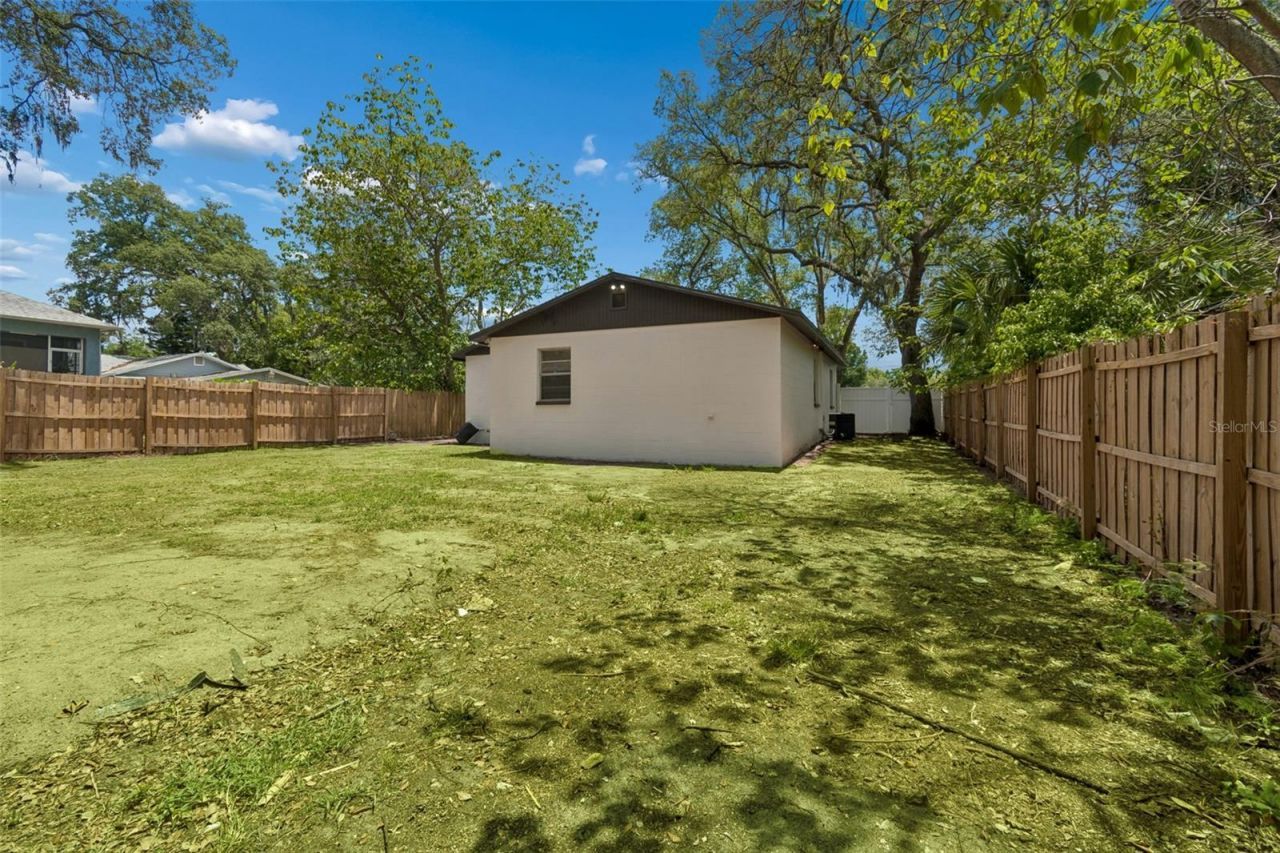 1105 W Yukon Street , Tampa, FL 33604 Photo