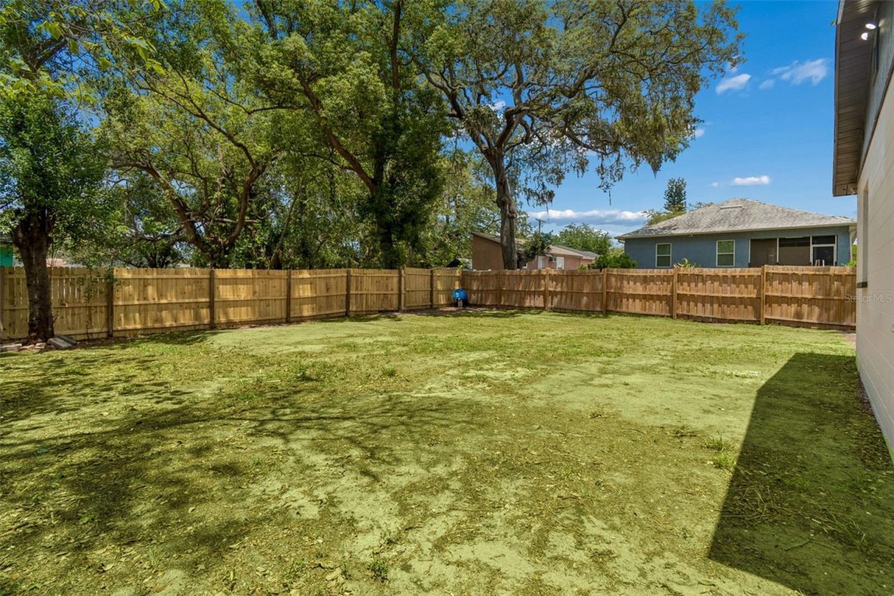 1105 W Yukon Street , Tampa, FL 33604 Photo