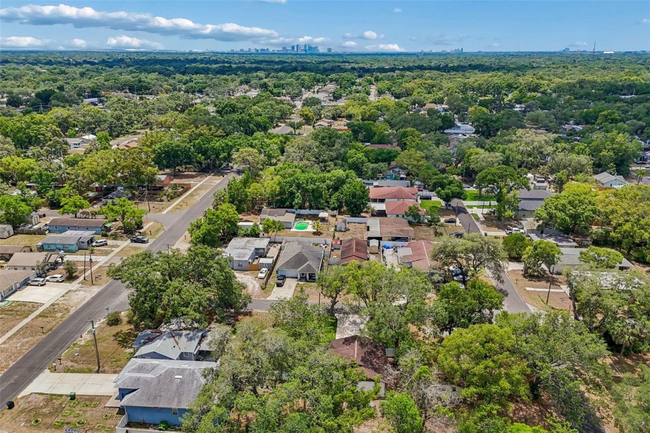 1105 W Yukon Street , Tampa, FL 33604 Photo