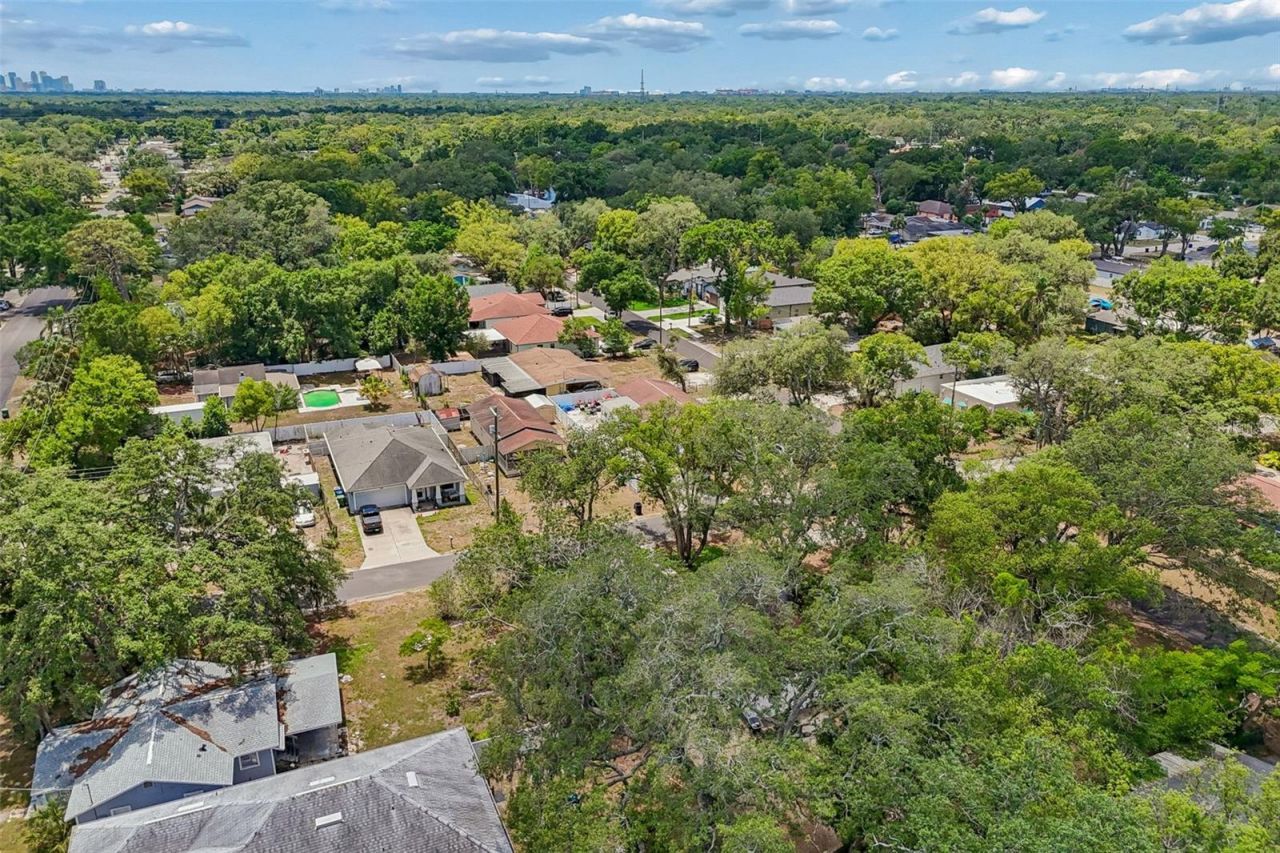 1105 W Yukon Street , Tampa, FL 33604 Photo