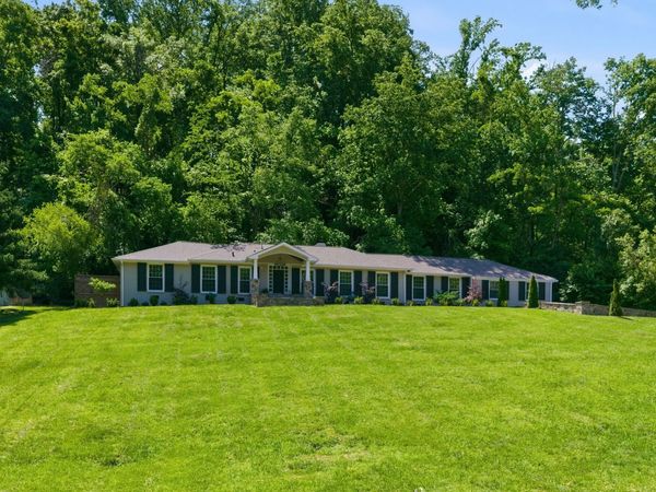 6617 Ellesmere Rd , Nashville, TN 37205