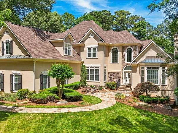 1020 Ven Villa Road , Marietta, GA 30062
