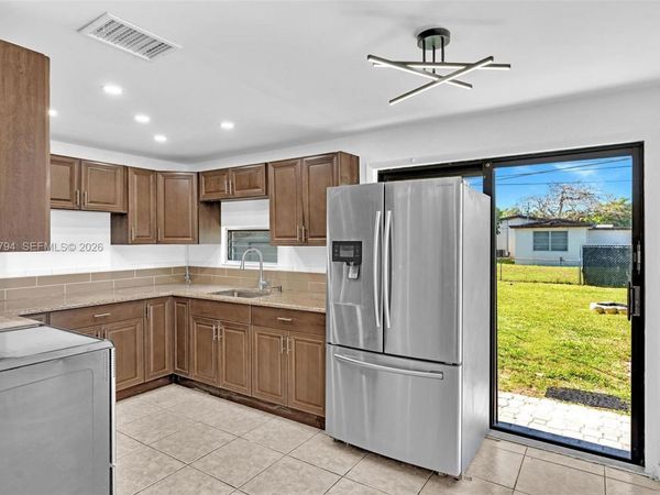 4156 SW 49th Ct , Dania Beach, FL 33314