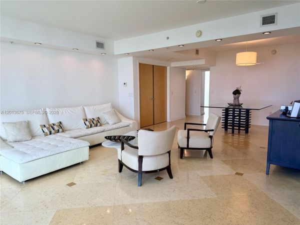 19400 Turnberry Way , Unit 731, Aventura, FL 33180