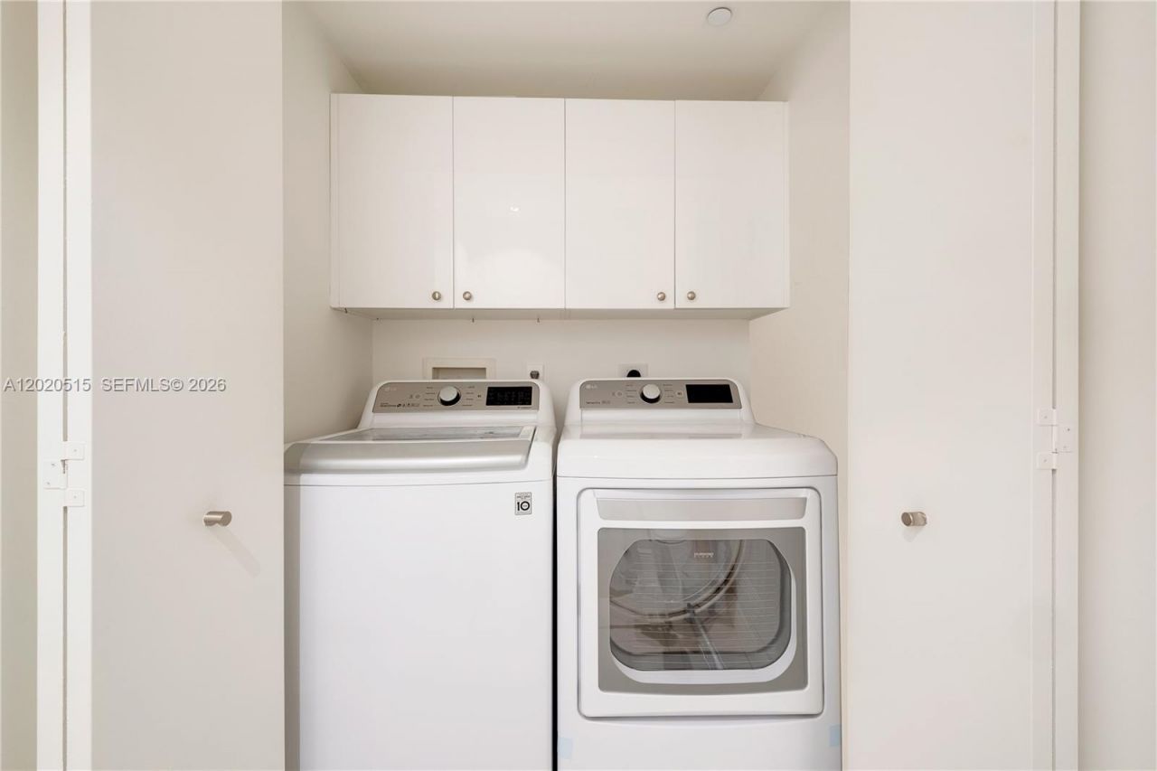 901 Brickell Key Blvd , Unit 609, Miami, FL 33131 Photo