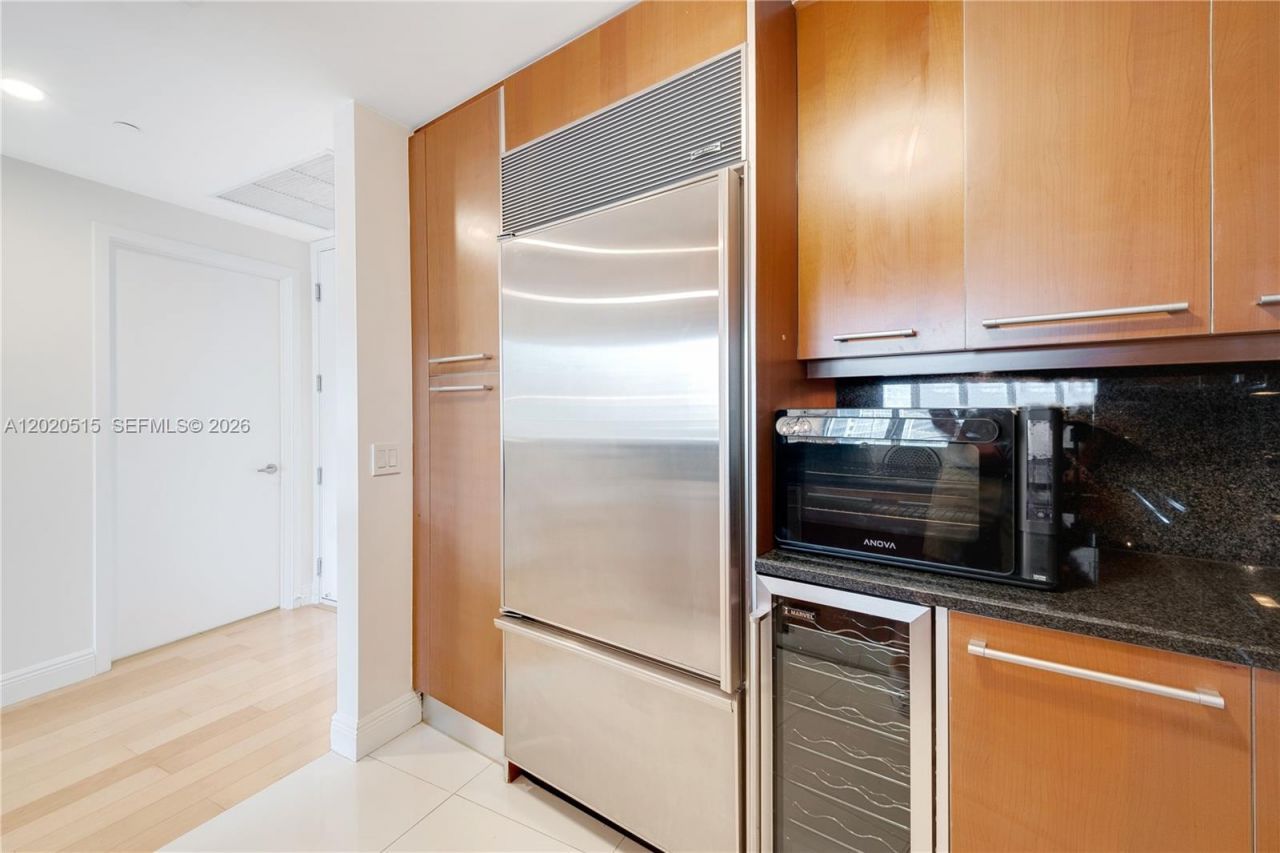 901 Brickell Key Blvd , Unit 609, Miami, FL 33131 Photo