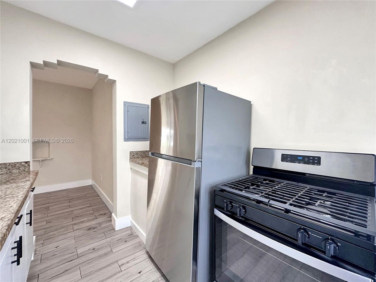 965 Bay Dr , Unit 2, Miami Beach, FL 33141 Photo