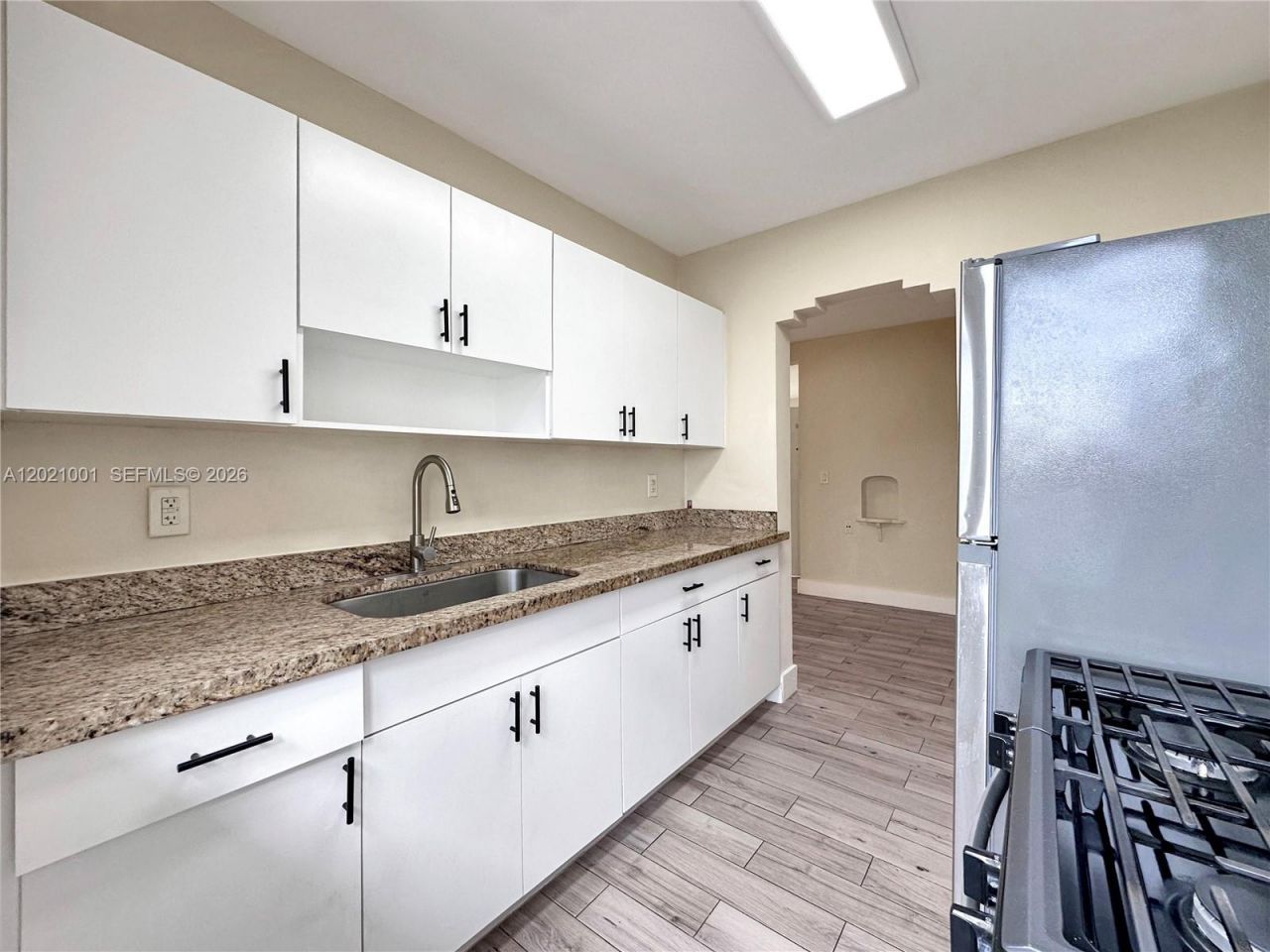 965 Bay Dr , Unit 2, Miami Beach, FL 33141 Photo