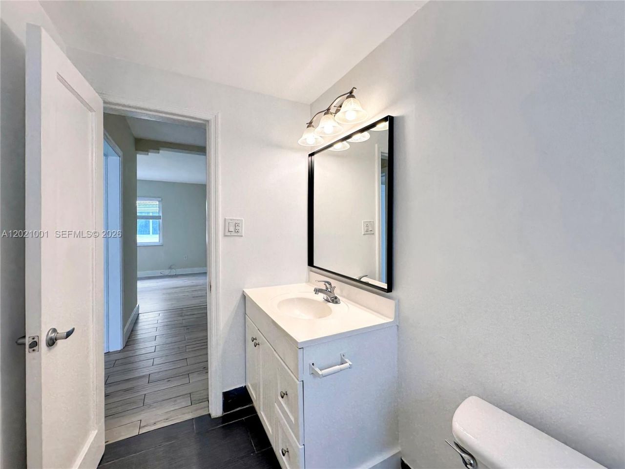 965 Bay Dr , Unit 2, Miami Beach, FL 33141 Photo