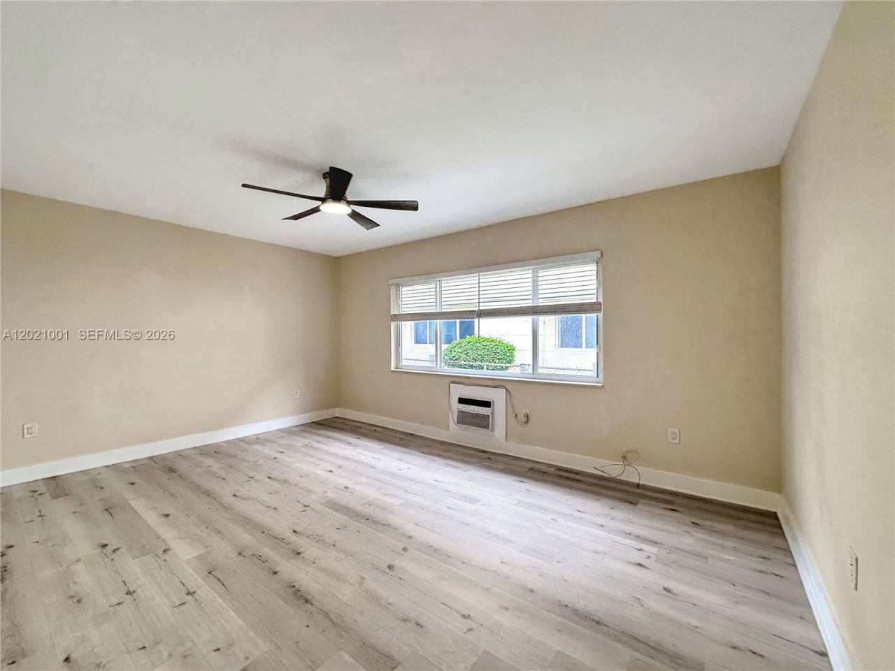 965 Bay Dr , Unit 2, Miami Beach, FL 33141 Photo