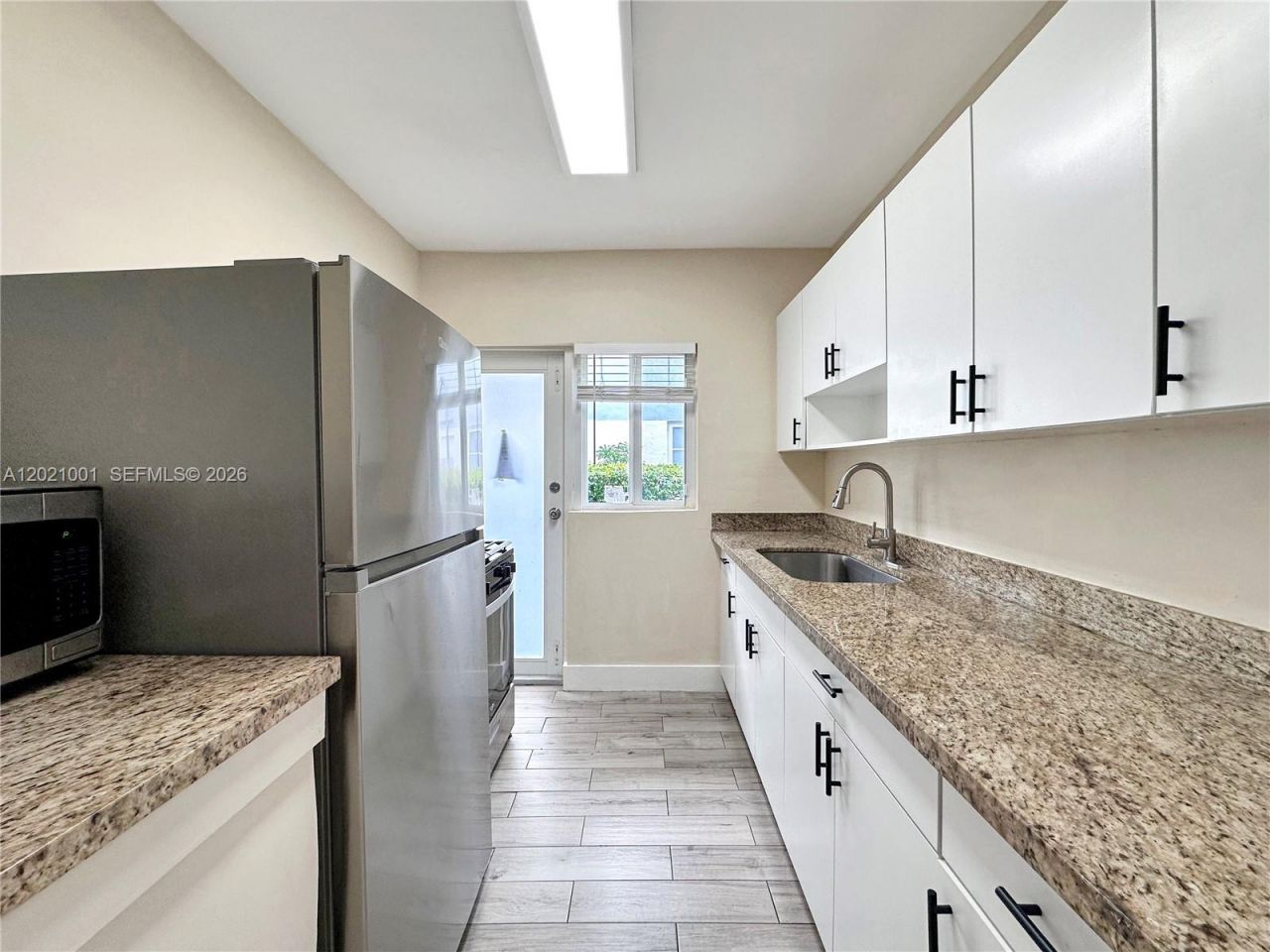 965 Bay Dr , Unit 2, Miami Beach, FL 33141 Photo