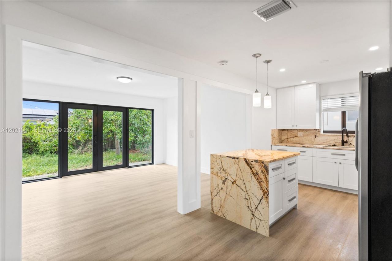 3743 NE 16th Ter , Pompano Beach, FL 33064 Photo