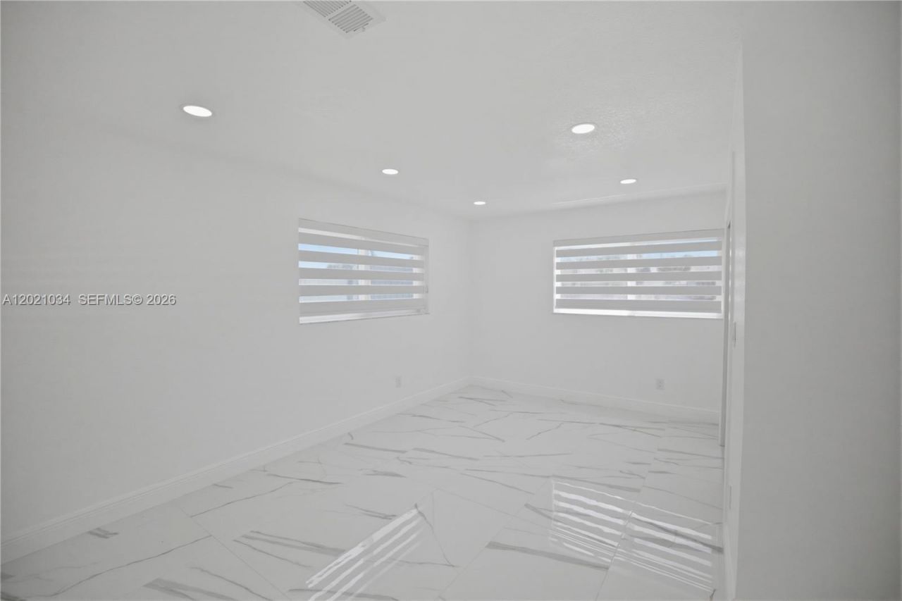 7051 SW 29th St , Miramar, FL 33023 Photo