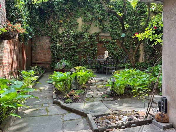 252 w 21 St , Unit Garden, New York (Manhattan), NY 10011