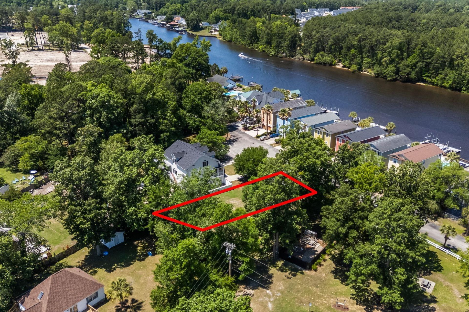 1328 Hidden Harbor Rd.  Photo 5