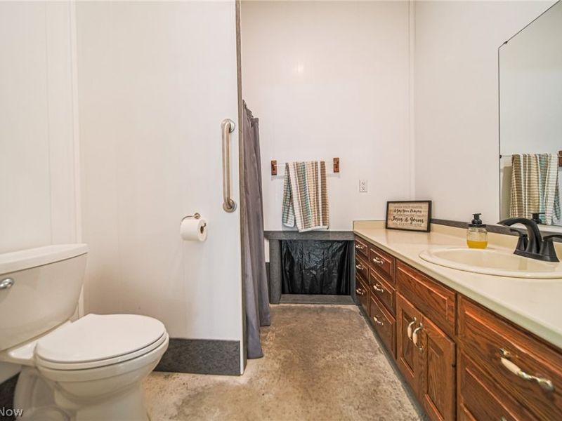 6401 E Moreland Road, Fredericksburg, OH 44627 Photo 35
