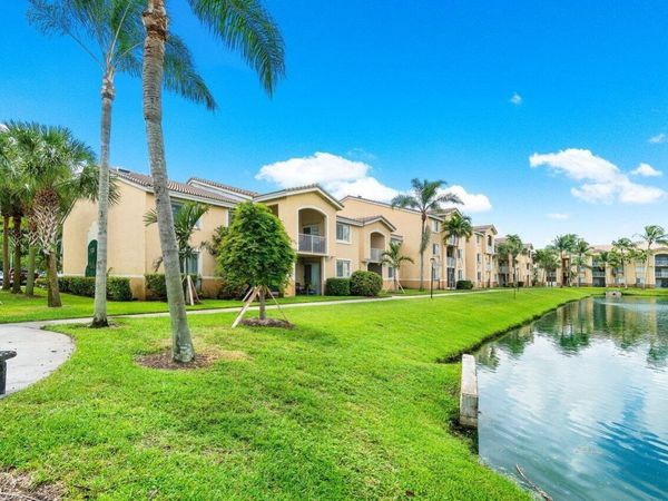 2620 S University Drive, Unit 309, Davie, FL 33328