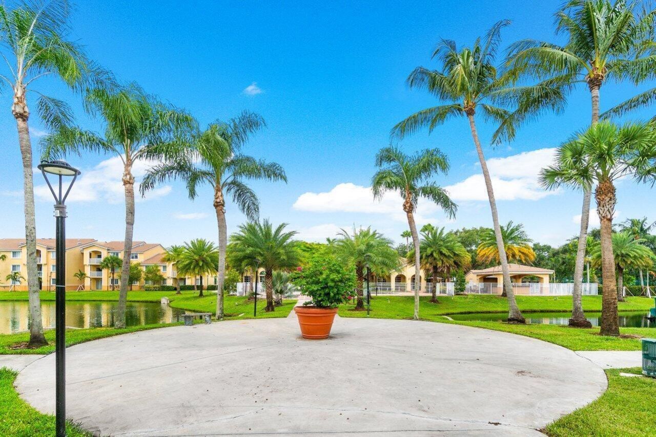2620 S University Drive, Unit 309, Davie, FL 33328 Photo