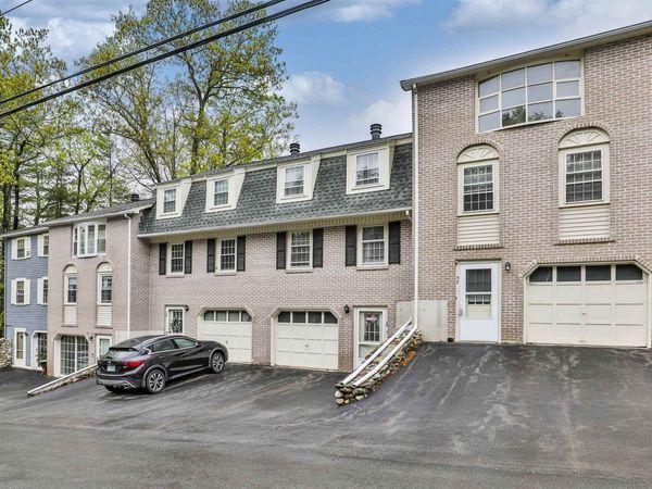 37 Cannongate III Road, Nashua, NH 03063