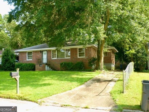 2336 Manor Avenue, East Point, GA 30344