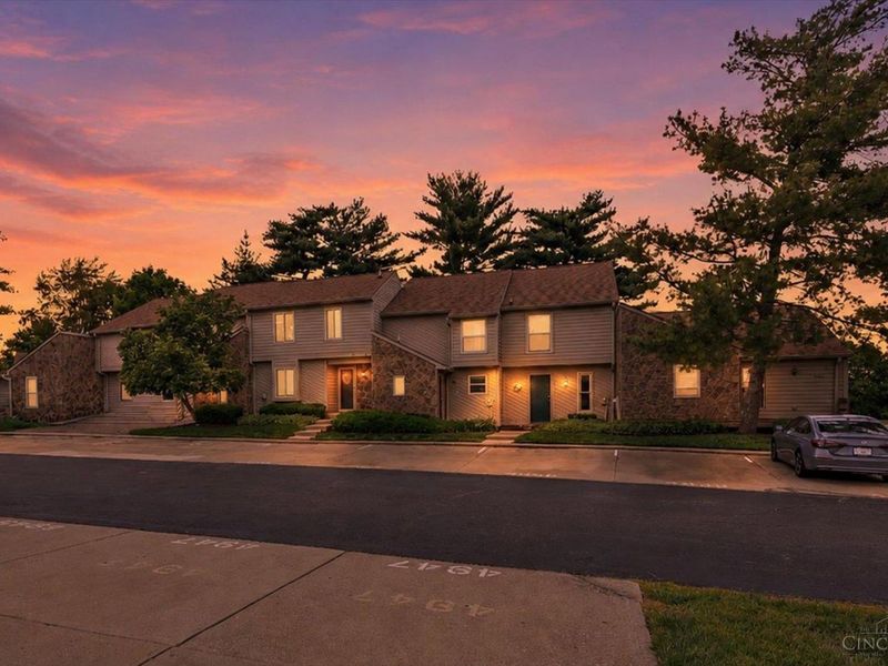 4946 Columbia Circle, West Chester, OH 45011 Photo 2