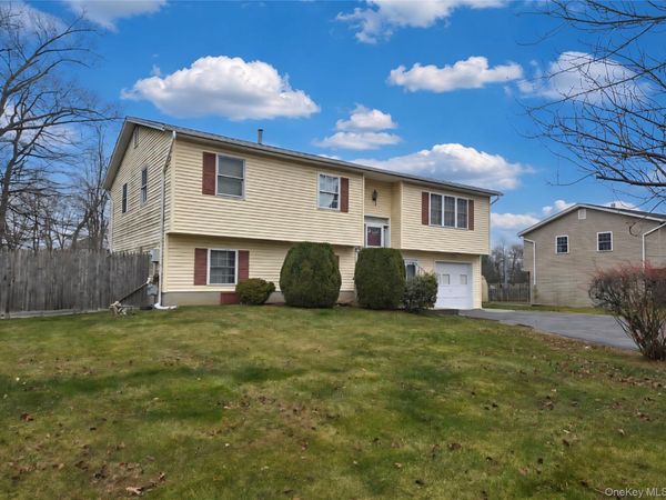 6 Fayva Court , New City, NY 10956