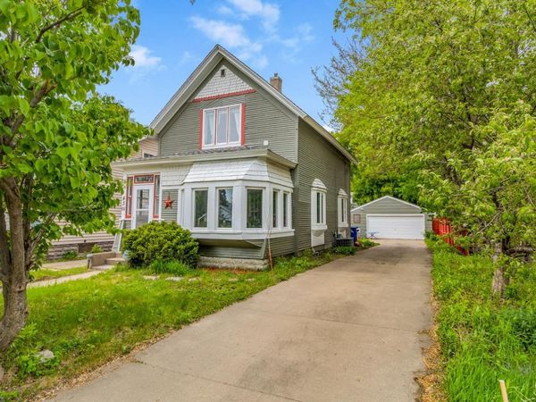 43 Wyoming Street W, Saint Paul, MN 55107