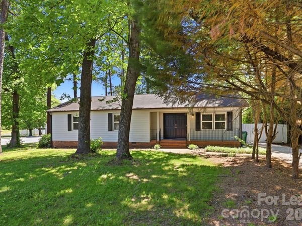 1440 Jodhpur Court , Charlotte, NC 28212