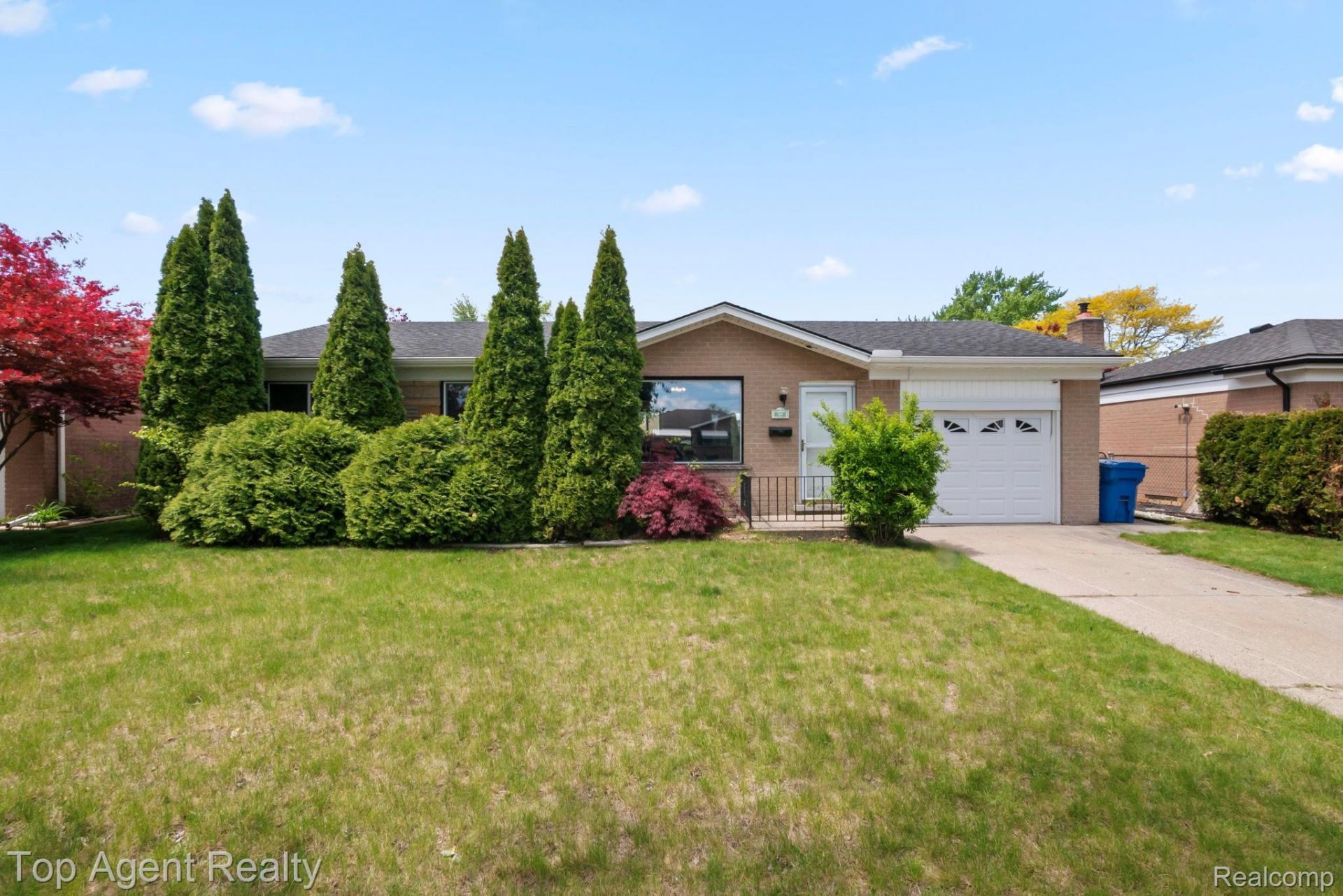 29639 Malvina Drive, Warren, Mi 48088 Main Photo