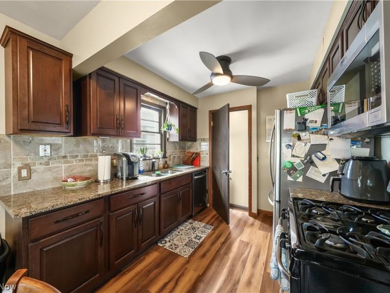 14902 James Avenue, Maple Heights, OH 44137 Photo 13