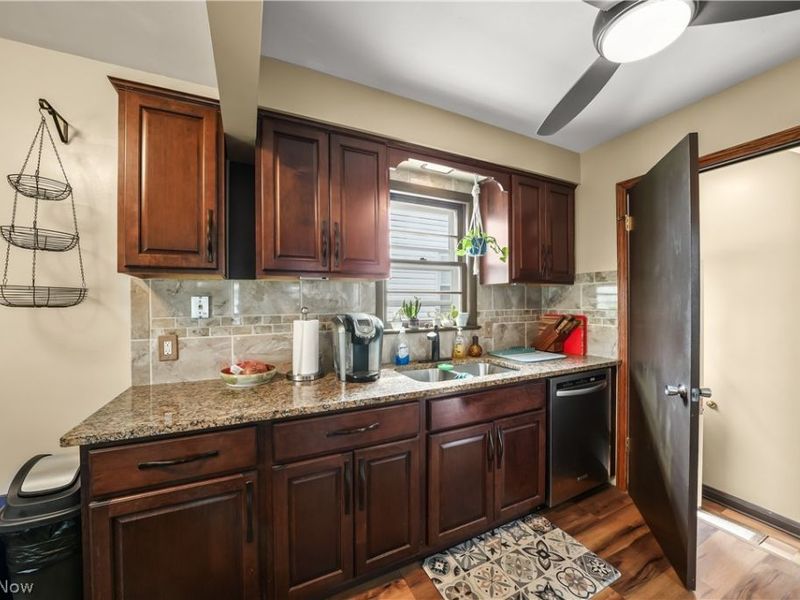 14902 James Avenue, Maple Heights, OH 44137 Photo 14