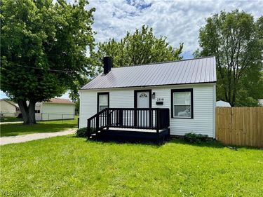 2310 Harmon Street NE, Canton, OH 44705