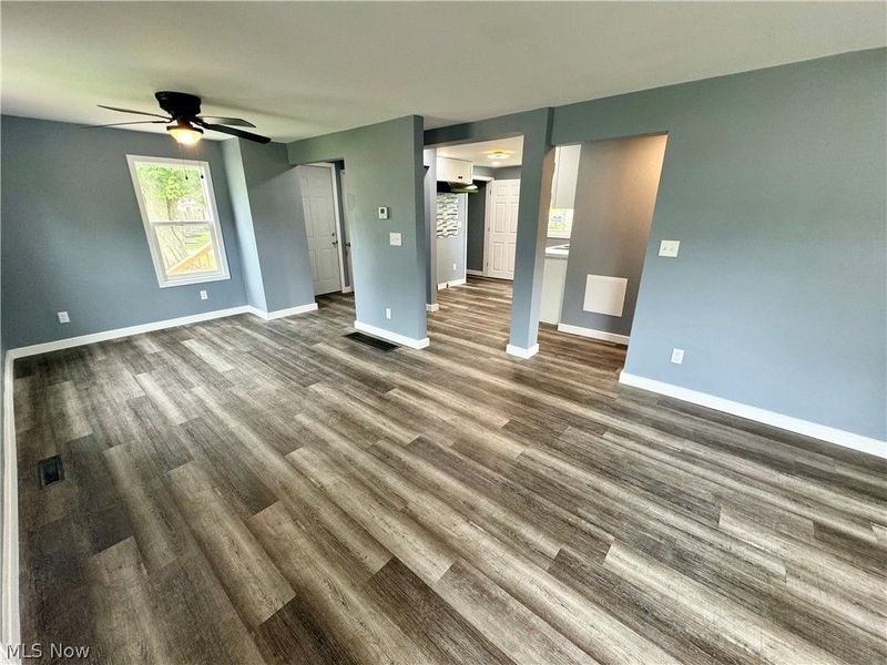 2310 Harmon Street NE, Canton, OH 44705 Photo 9