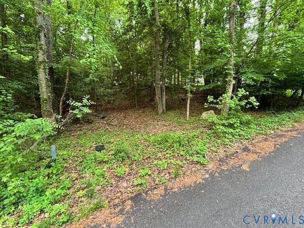 6623 Greenvale Drive , Richmond, VA 23225