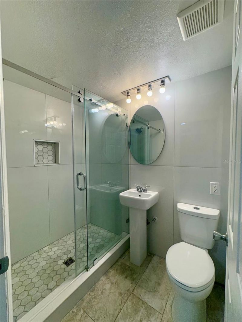 1921 Dr Martin Luther King Jr Street N, Saint Petersburg, FL 33704 Photo