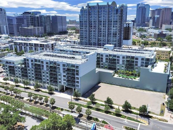 912 CHANNELSIDE DRIVE , Unit 2805, TAMPA, FL 33602