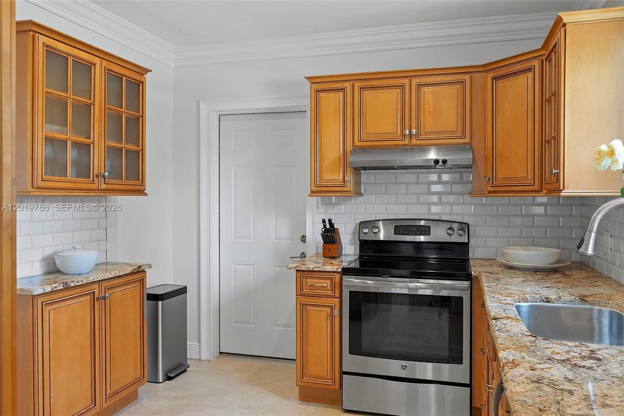 1540 Urbino Ave , Coral Gables, FL 33146 Photo