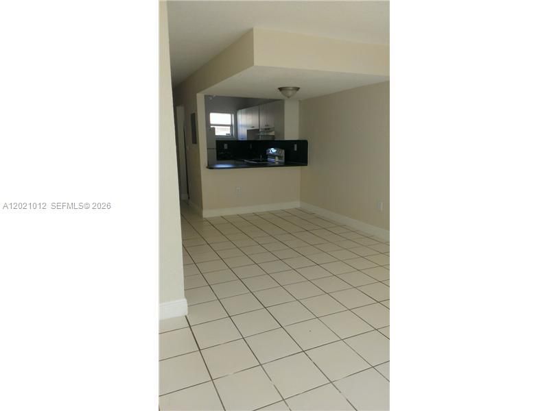 8025 NW 8th St , Unit 12, Miami, FL 33126 Photo