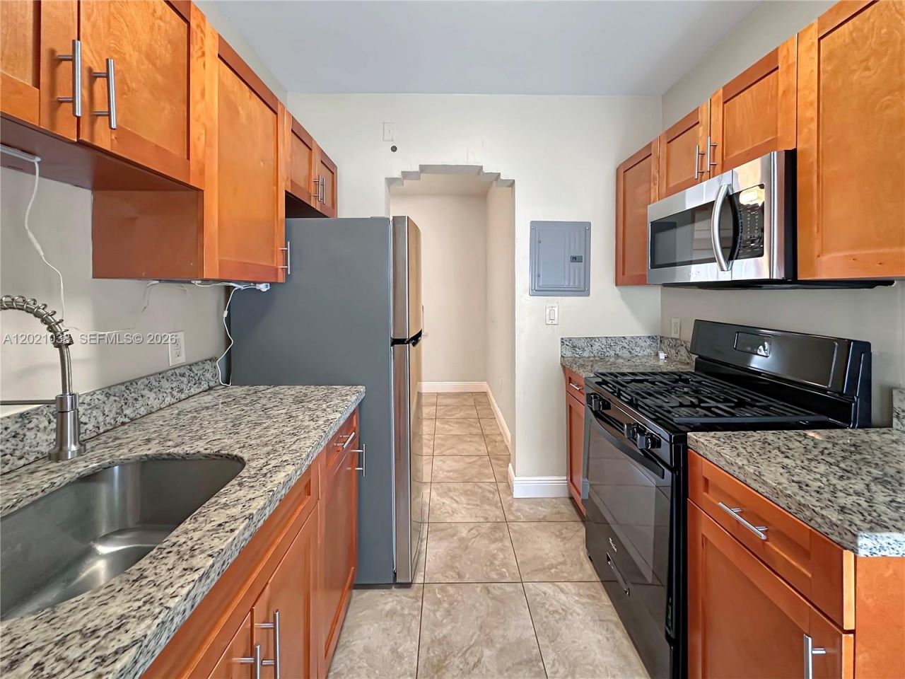 965 Bay Dr , Unit 4, Miami Beach, FL 33141 Photo