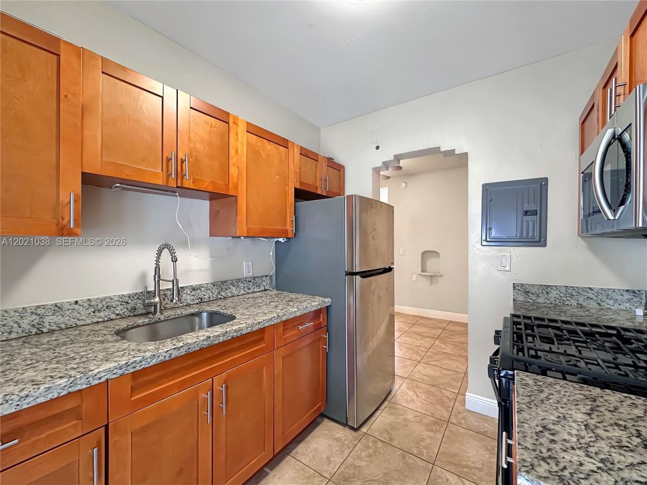 965 Bay Dr , Unit 4, Miami Beach, FL 33141 Photo