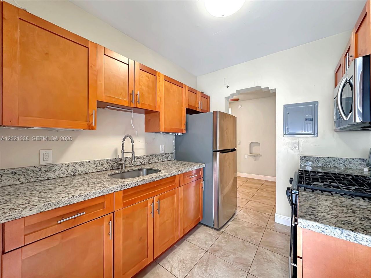 965 Bay Dr , Unit 4, Miami Beach, FL 33141 Photo