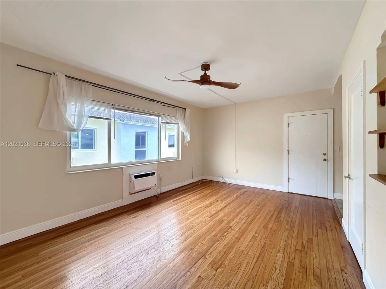 965 Bay Dr , Unit 4, Miami Beach, FL 33141 Photo