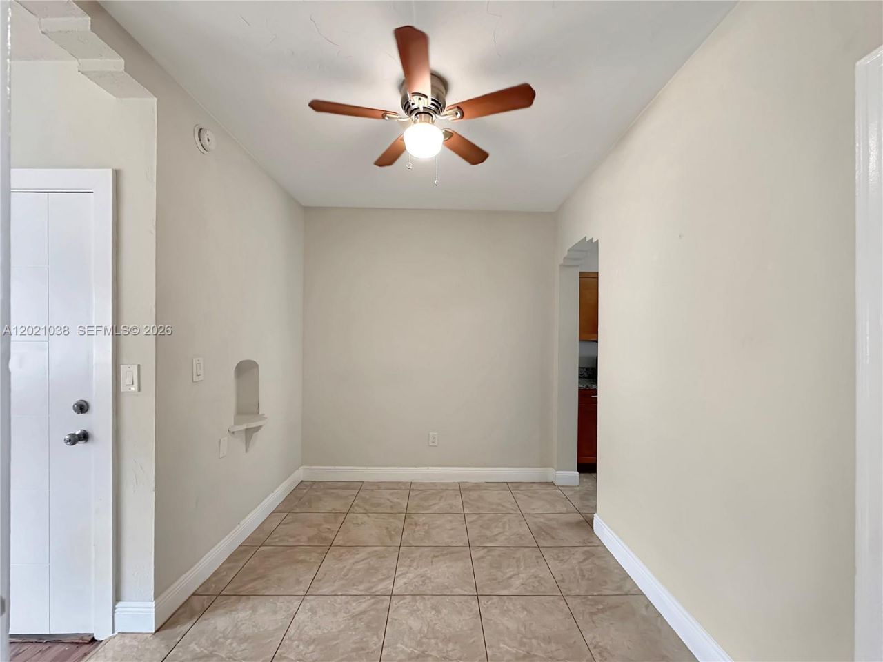 965 Bay Dr , Unit 4, Miami Beach, FL 33141 Photo